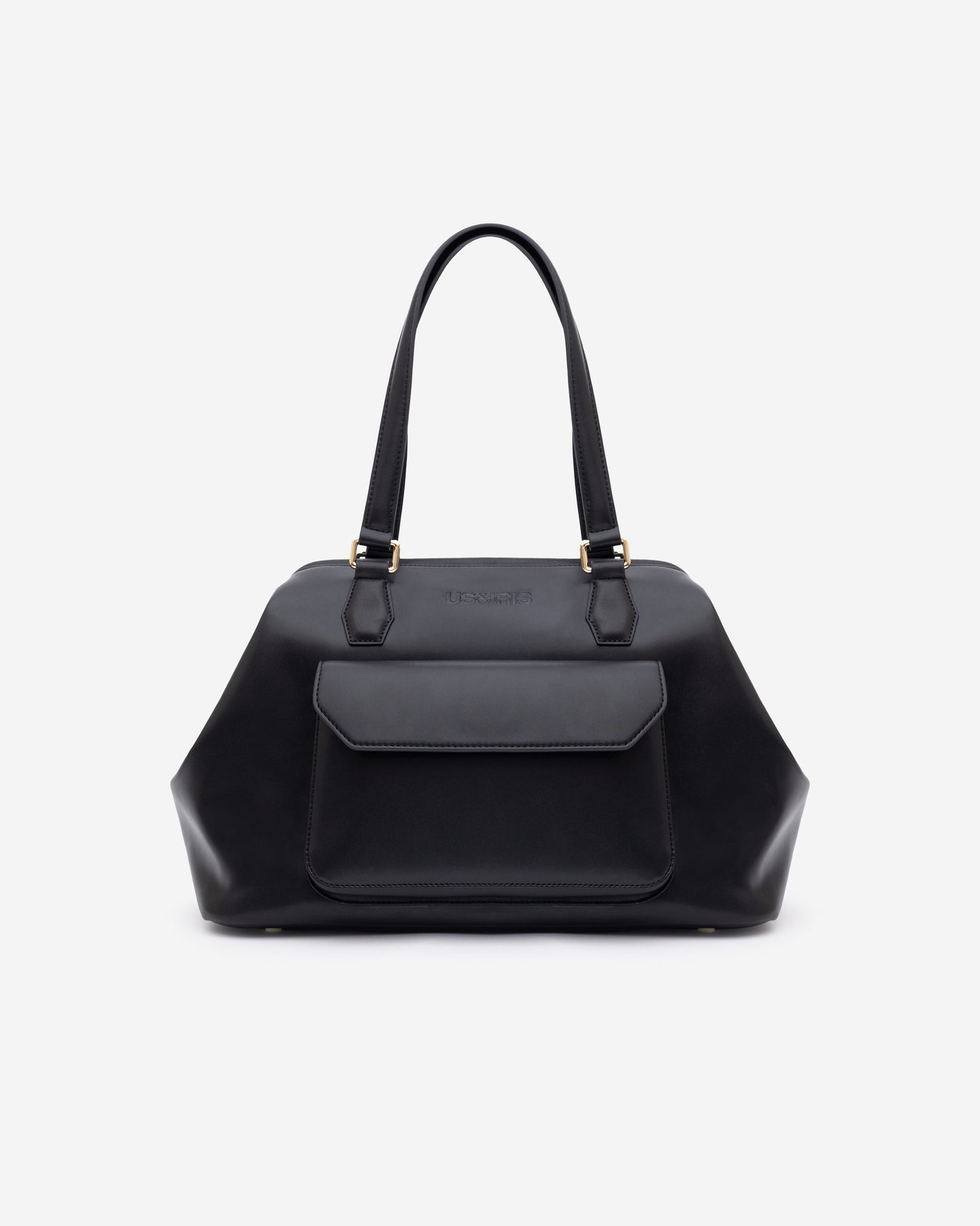 US AND IRIS Noir Mirage Camera Bag ā luxury stylish black leather crossbody camera bagfor photographers, content creators, and creatives. Stylish camera handbag with gold hardware and discreet, minimalist design.